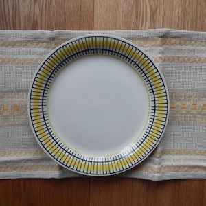 Set of 5 NOS Vintage Natural Linen Cotton Placemats with Tablerunner Retro Home Decor/ Vintage Decor 1980 s