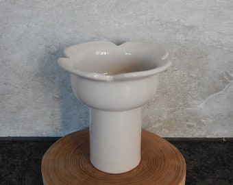 Vintage Keramikvase Beige Vase LILLStylland vom Designer Anu Rank Soans