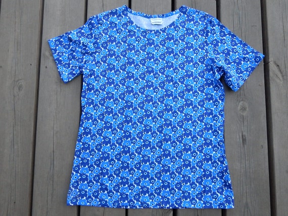 Marimekko Unikko T- shirt Blue White Ladies short… - image 2