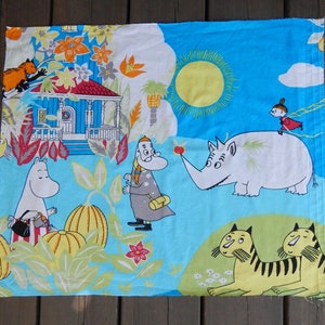 Tissu Moomin vintage MOOMIN 100 % coton Finlayson, 60 x 52 cm (24 x 20,5 po.)