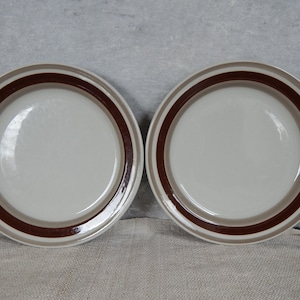 Set van 2 Arabia of Finland Pirtti-borden van Raija Uosikkinen Stoneware uit de jaren 70
