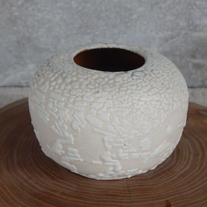 Estse vintage keramische vaas kleine witte vaas ontwerp ARS Pottery