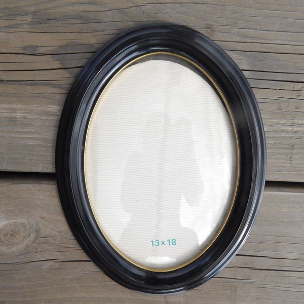 Antique Oval Picture Frame With Bubble Glass Etsy