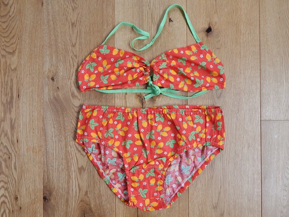 retro girls swimsuit