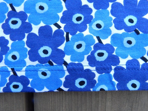 Marimekko Unikko T- shirt Blue White Ladies short… - image 8