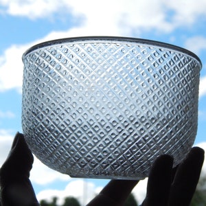 Scandinavian Vintage pressed Glass bowl PAULIINA Design Kerttu Nurminen Nuutajärvi Värtsilä Finland Glass