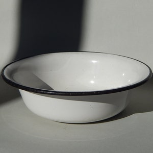 Vintage Big White Enamel Bowl Rustic Home Decor  Tableware,  Farmhouse, Country Decor,