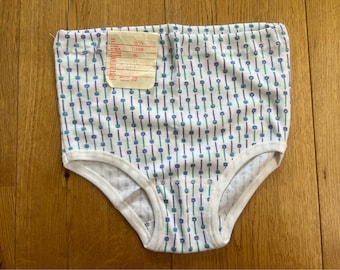 Vintage Teens Underwear Girls Cotton Underpants Unused Factory Tag White Underpants tiny flower Pattern 100% Cotton 12-14 years
