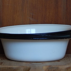 Set of 3  Vintage Big White Enamel Bowl Rustic Home Decor  Tableware,  Farmhouse, Country Decor,