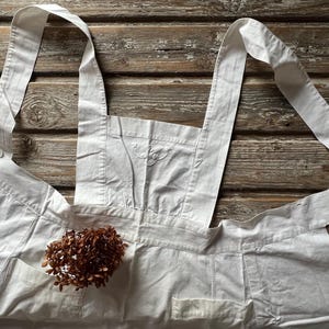 Antique Swedish Cotton Apron, Ladies Full Apron Collectible, Cooking Apron, with 2 Pockets and Monogram B on Chest