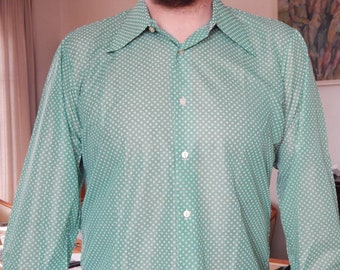 Vintage Men Polyester Shirt Long Sleeve Green Polka Dot Shirt Unused LARGE 188 cm tall person 1960 s