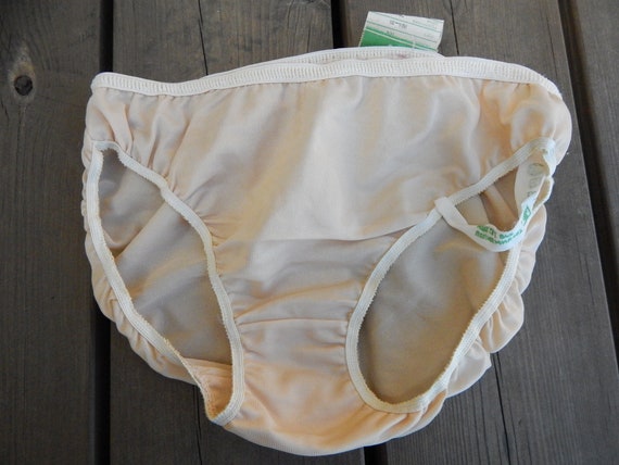 Size Medium Vintage Y2K Underwear Ladies Unused Polyester/ Acetate