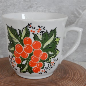 Set of 4  Vintage Red Berry Tea Cup Milk mug,  era Tableware,  Gorodnitsky Porcelain Factory, Ukraine