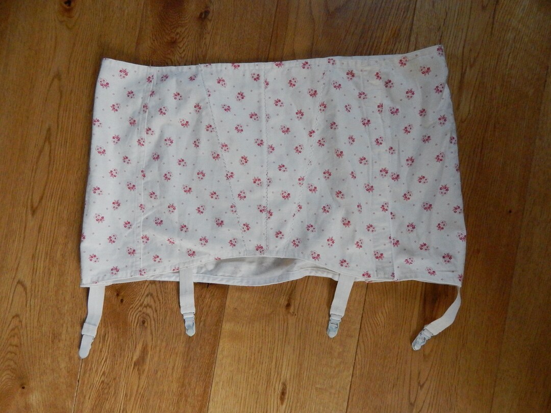 Gaine Porte-jarretelles Rétro 6 Bretelles Dentelle Taille Haute - Bas Ouvert, Tailles 36-44