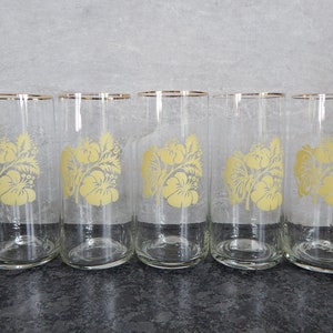 Set of 7  Vintage Tall Drinking Glasses  Sovie Tumblers