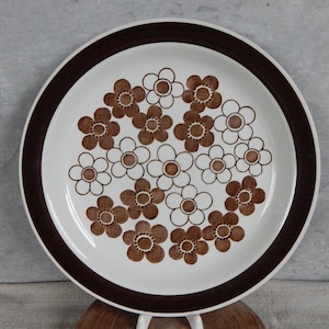 Scandinavian Vintage Rorstrand Anemon Brown Ceramic Plate Marianne Westman 1965- 1968 Rostrand Sweden Scandinavian Design 1970 s.