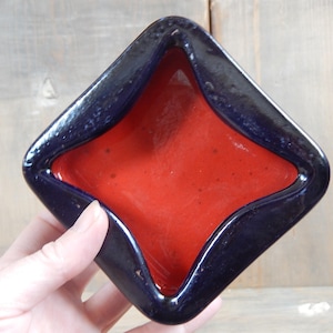 Vintage ARS Tartu Kombinaat Ceramic Ashtray for Card Players Retro Red Ashtray Mid Century Home Decor