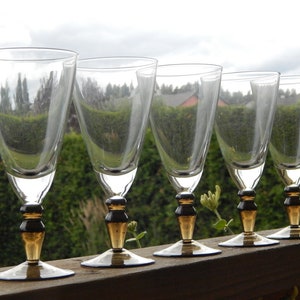 Set of 6  Vintage Champagne or Wine Glasses Vintage  Glassware  Glasses Drinking Champagne