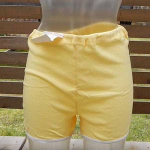 Unused  Women Lingerie Knickers Yellow Cotton Underpants Made in Estonia Size Large