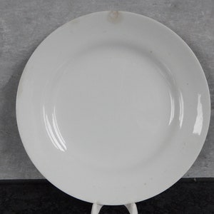 Arabia of Finland White Distressed Plate Porcelain &quot;pipe stamp&quot; Tableware 1940 s