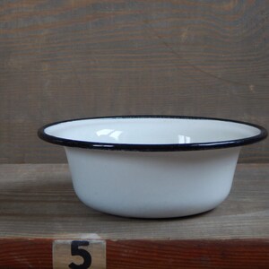 Vintage White Enamel Bowl Rustic Home Decor  Tableware,  Farmhouse, Country Decor,