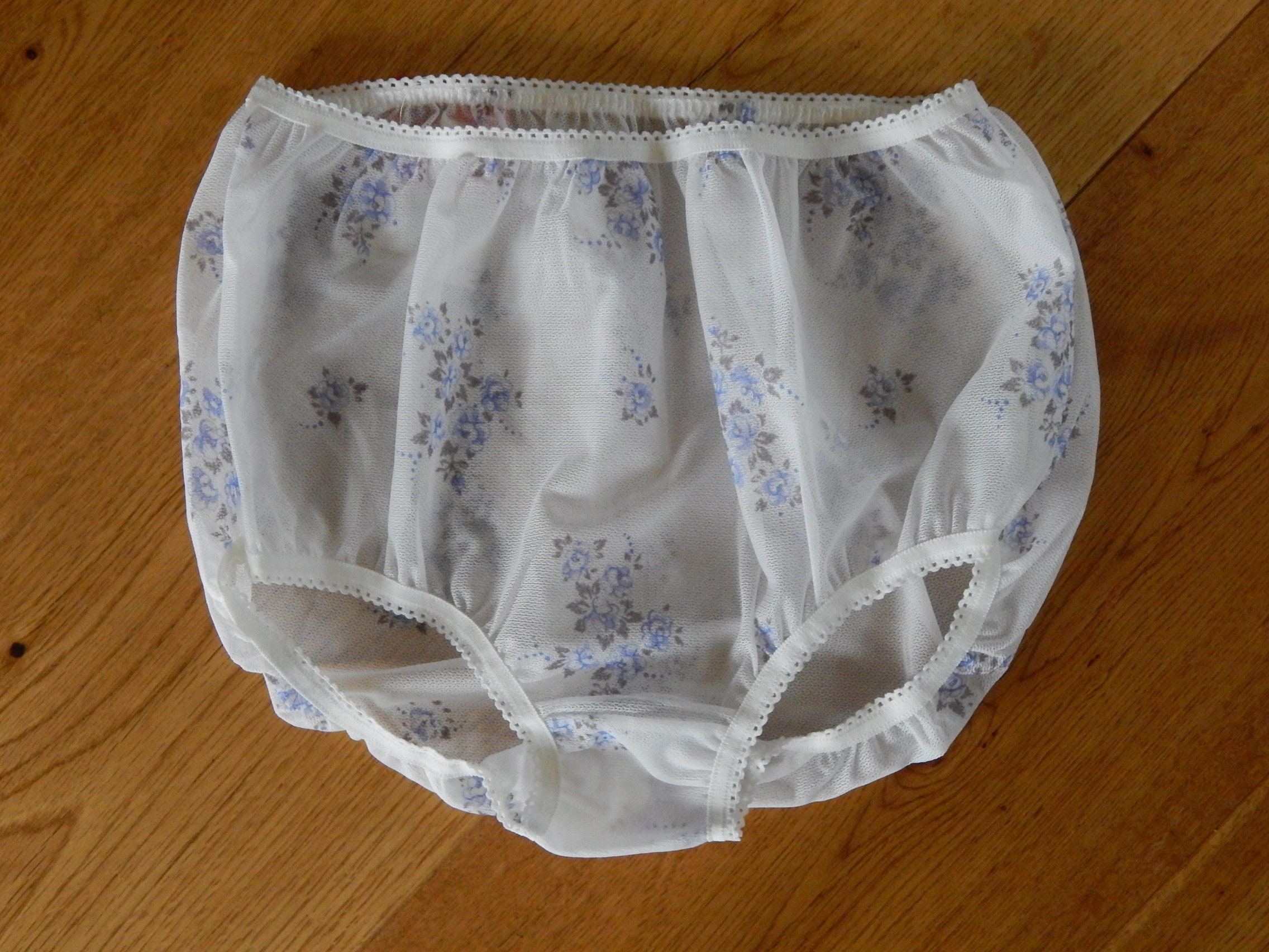 美品EURO vintage underwear knit ponmosir NOS Size Small Vintage Underwear Ladies Polyester Knickers Purple