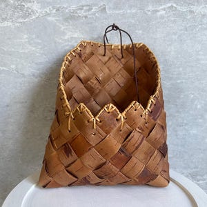 Scandinavian Vintage Braided Birch Bark Basket for Wall Home Decor Braided Decorative Rustic Home Decor
