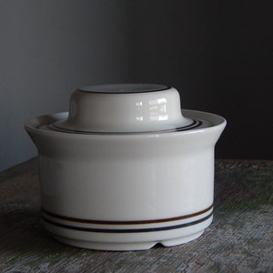 Scandinavian Vintage Rorstrand Sierra Porcelain Sugar Bowl Lidded Pot Jar Pottery by Rostrand Sweden Scandinavian Design 1977.