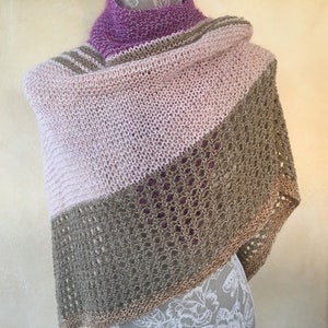 Knitted triangular shawl Summer Evening image 5