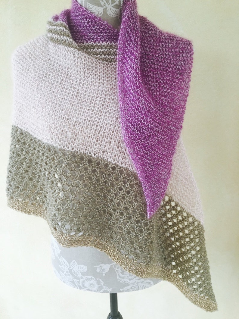Knitted triangular shawl Summer Evening image 2