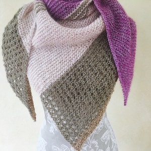 Knitted triangular shawl Summer Evening image 4