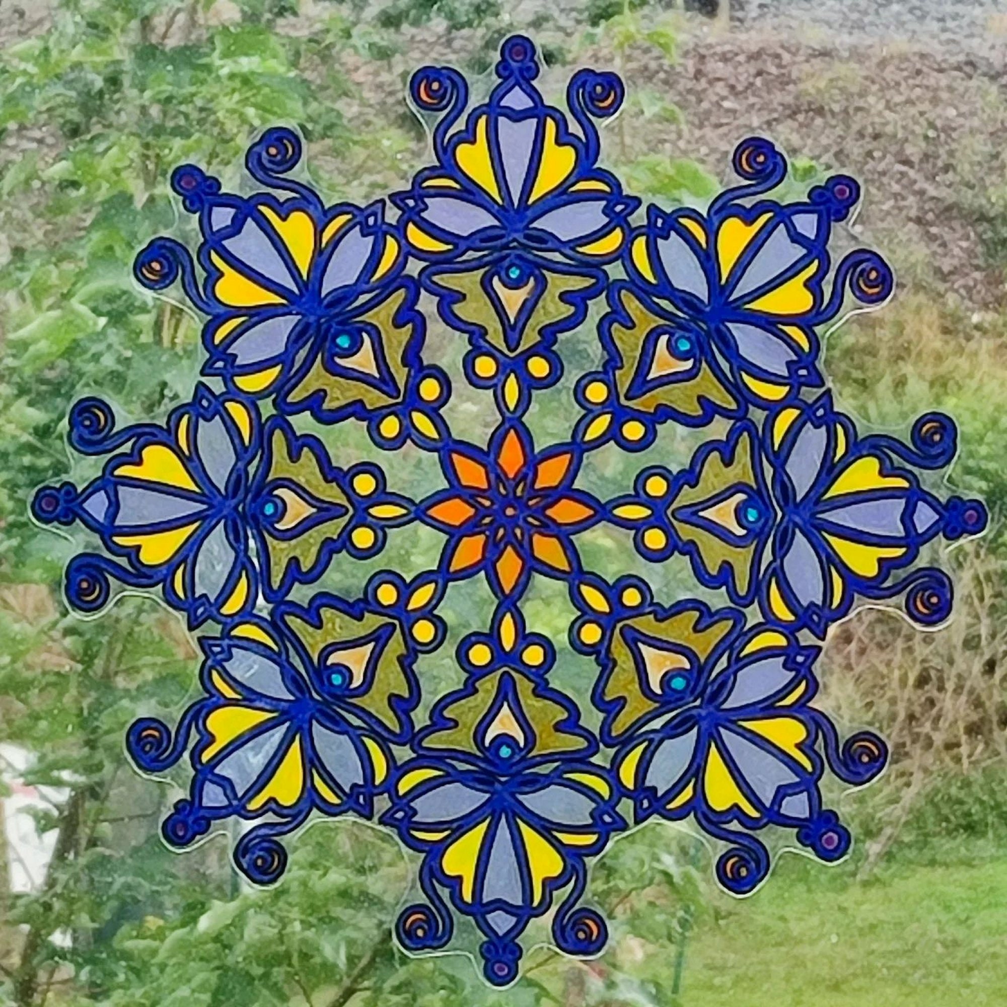 529753_3 529753_3