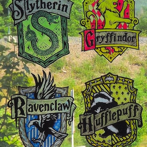 Hogwarts Slytherin - Stained Glass window cling – Ian Leino Design, Inc