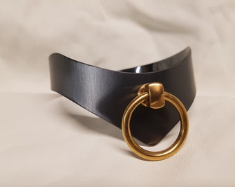 Exklusives BDSM Edelstahl Halsband Schwarz Gold abschließbar