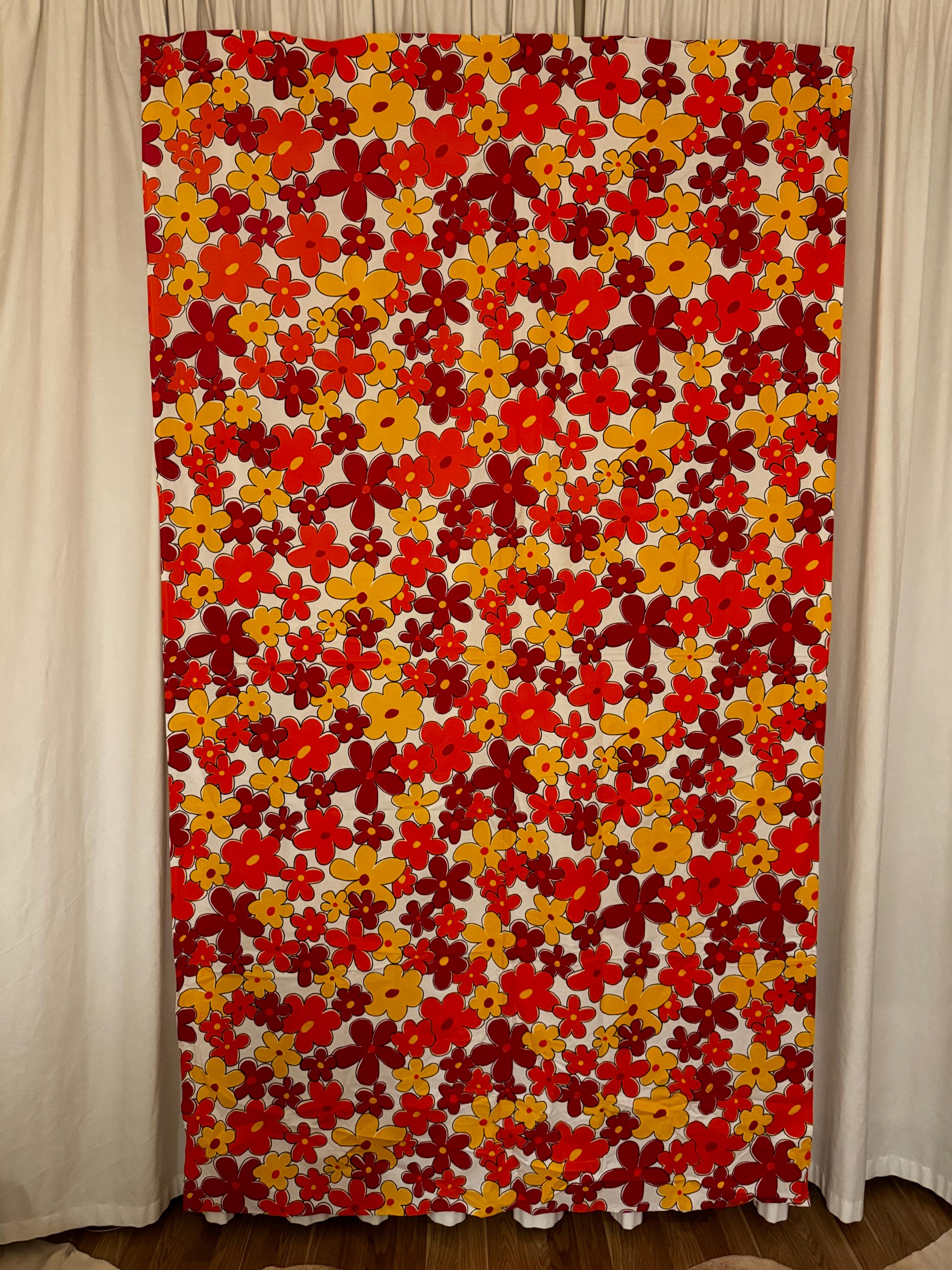 スカンジナビアKotikulta大きなレトロフラワーテーブルクロス