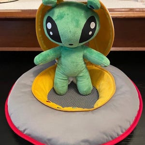 Peluche IKEA Alieno Verde e Astronave Giocattolo Morbido Giocattolo Spaziale Stella Peluche Galassia