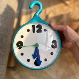 Vintage IKEA Maria Vinka 90s Blue Fejig Clock Wall Clock With Hook
