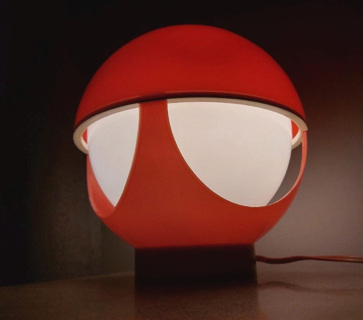 Space Age Lamp - Etsy Israel