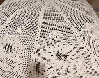 70s Extra Large 70&#39;&#39; Hand Made White Crotchet Round Tablecloth 180cm Scandinavian Vintage Hand Knit Tablecloth or Blanket, Vintage Heirloom