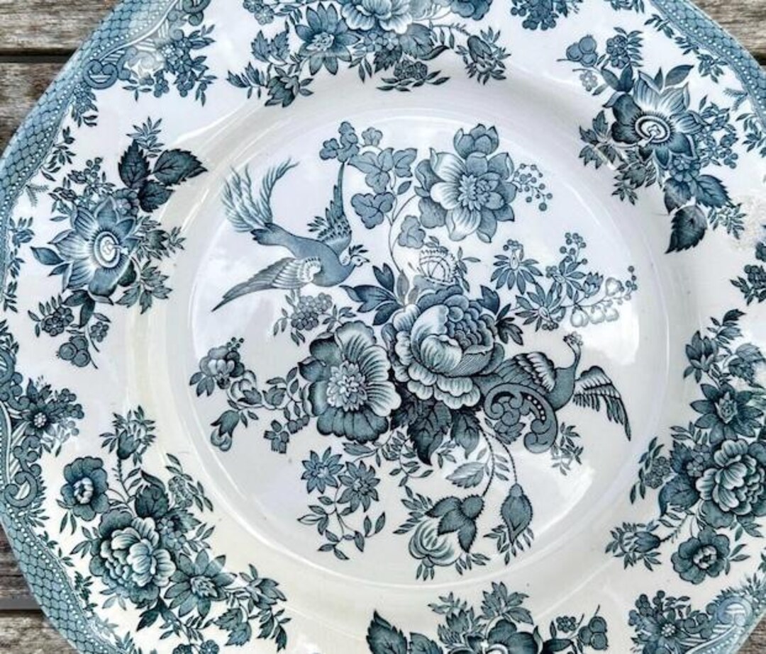 Vintage ENOCH Wedgwood Asiatic Pheasants Dinner Plate Teal Blue