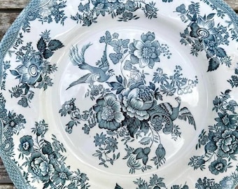VINTAGE ENOCH WEDGWOOD Asiatic Pheasants Dinner Plate in Teal Blue