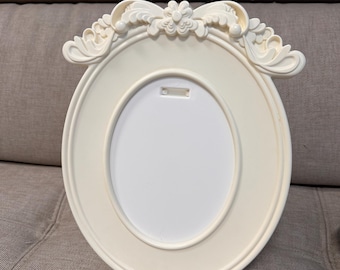 Kvill Ikea cream frame Helena Svensson,  Sweden Vintage, French Classic Shabby Chic