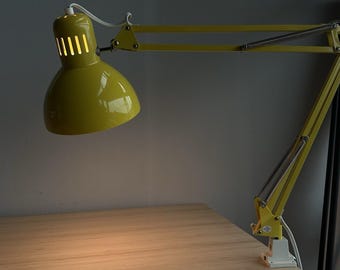 Lámpara de escritorio amarilla para arquitectos, modelo Tertial Ikea, lámpara vintage rara, lámpara de escritorio extensible, lámpara con abrazadera ajustable, lámpara de brazo oscilante.