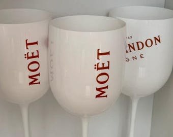 Vintage Moet & Chandon Champagne Red Print - One Glass, Acrylic Stem Goblet Glass, Luxury Drinkware