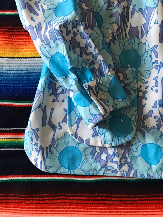 Vintage 70s Beagle Collar Shirt/Abstract Floral/70