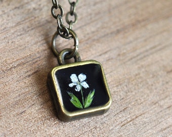 Wildflower Necklace, Tiny Necklace, Real Pressed Flower Necklace, Flower Necklace, Preserved Flower, Dried Flower, Gifts for Her