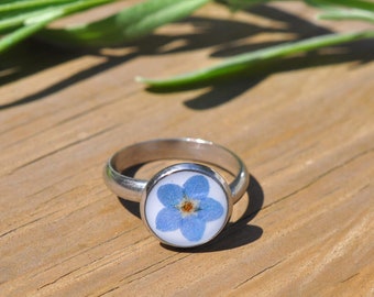 Pressed Flower Ring, Stainless Steel Ring, Forget Me Not Ring, White Ring, Silver Ring, Wildflower Ring, Pressed Flower Ring