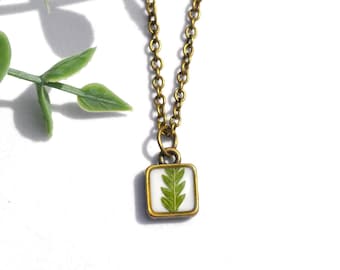 Fern Necklace, Tiny Necklace, Real Pressed Fern Necklace, Preserved Fern, Dried Fern, Tiny Leaf Necklace, Nature Lover, Whimsical Necklace