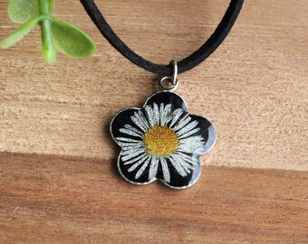 Real Pressed Flower Necklace/ Queen Annes Lace/ Real Flower Necklace/ Tiny Choker Necklace/ Dried Flower Necklace/ Cute Choker