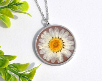 Wildflower Necklace, Daisy Necklace, Real Pressed Flower Necklace, Flower Necklace, Dried Flower, Gifts for Her, Native Plant
